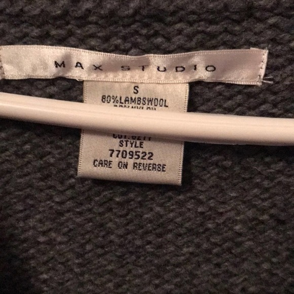 Max Studio Sweater lambswool Gray size Small - Picture 3 of 4